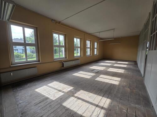 Lagerfläche - Lagerhaus in Limbach-Oberfrohna zur Miete