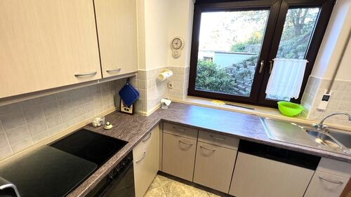 Küche mit Einbauküche - EG - Mehrfamilienhaus, Wohnhaus mit 223,00 m&sup2; in Lunzenau zum Kaufen