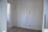 Flur - WHG Haus 1 DG links - 