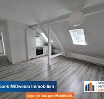 Gemütliche 2-Zimmer-Dachgeschosswohnung mit Einbauküche in Chemnitz-Hilbersdorf!