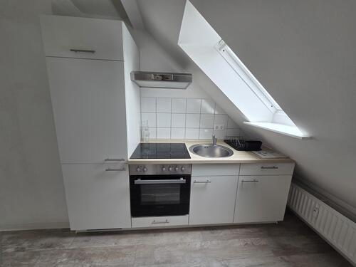 Einbauküche - 1 Zimmer Dachgeschoßwohnung in Chemnitz