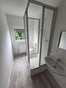 2. Bad mit Dusche - 