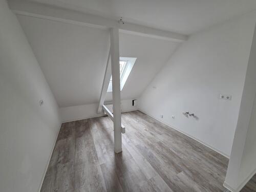 Küche - Dachgeschoßwohnung mit 65,15 m² in Chemnitz zur Miete