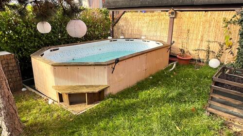 Pool im Garten - 