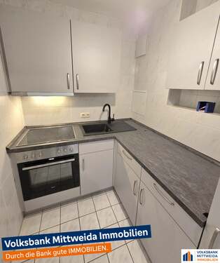 Einbauküche - Tolle 2-Zimmer-Wohnung mit Einbauküche, Waschmaschine und Aufzug!