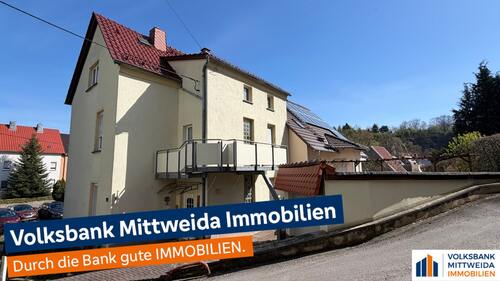 Wohnhaus - Gepflegtes Einfamilienhaus mit zwei Wohneinheiten und Ausbaupotenzial in Lunzenau