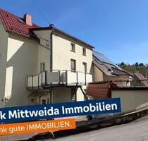 Gepflegtes Einfamilienhaus mit zwei Wohneinheiten und Ausbaupotenzial in Lunzenau
