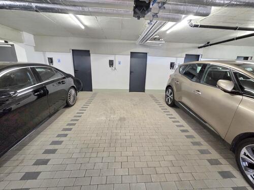 TG-Stellplatz mit Kellerabteil - 