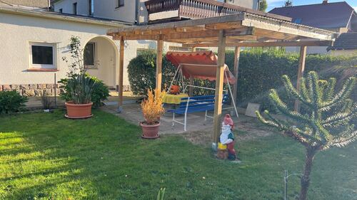 Garten mit Terrasse - 