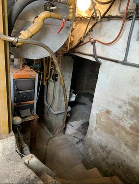 Festbrennstoffheizung Werkstatt - 