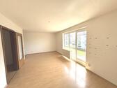 Wohn-Schlafzimmer mit Kochnische - 