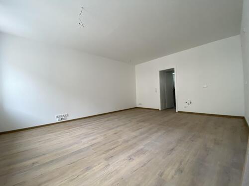 Wohn- und Küchenbereich (2) - 3 Zimmer Erdgeschoßwohnung in Mittweida