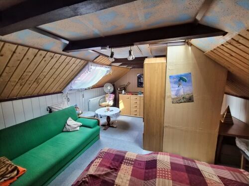 Gästezimmer - Dachboden - 7 Zimmer Reihenmittelhaus in Mittweida