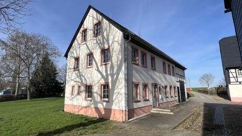 Hausansicht - 5 Zimmer Büro in Altmittweida