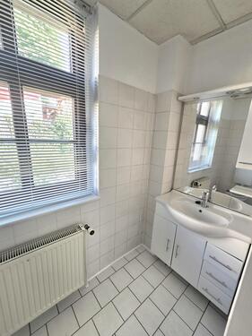 Kunden-Personal-WC - 