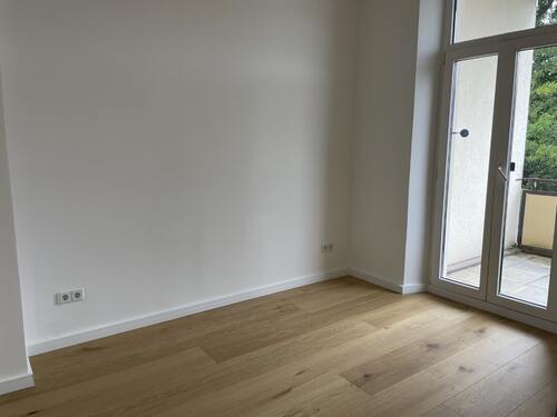 Beispiel Zimmer mit Balkon - 