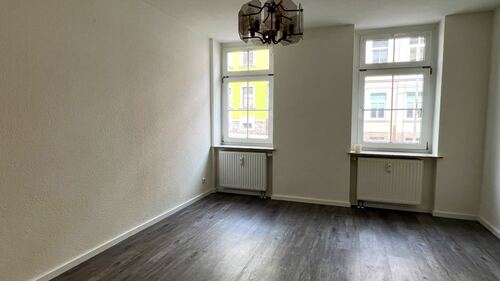 Wohnzimmer - 2 Zimmer Erdgeschoßwohnung zur Miete in Mittweida