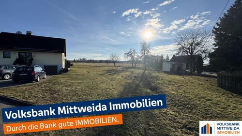 Grundstücksansicht - Großes Grundstück in ruhiger und sonniger Lage!