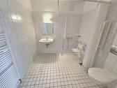 Beispiel Bad - 1 Zimmer Dachgeschoßwohnung in Chemnitz