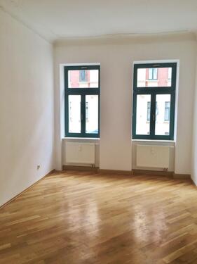 Schlafzimmer EG - 