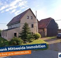 Zwangsversteigerung - Kleiner Dreiseitenhof mit Nebengebäuden in Zöllnitz - Seelitz