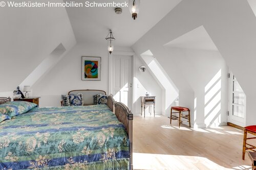 Schlafzimmer DG - 