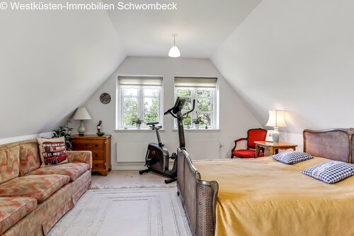 Schlafzimmer DG - 