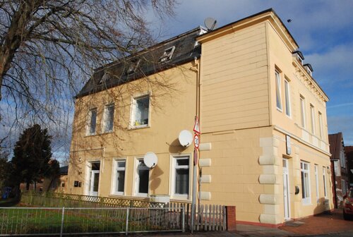 Außenansicht - Sanierte 3-Zimmer-Eigentumswohnung in Ortsrandlage in Brunsbüttel!
