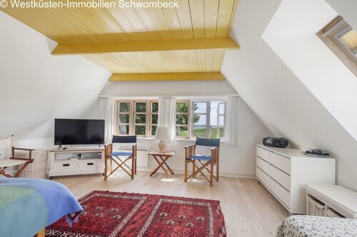 Dachgeschoss-Wohnbereich mit flexibler Raumnutzung - 