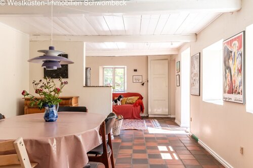 Offene Wohnbereiche mit fließenden Übergängen und Terrassenzugang - Bauernhaus, Landhaus mit 254,00 m&sup2; in Marstal zum Kaufen