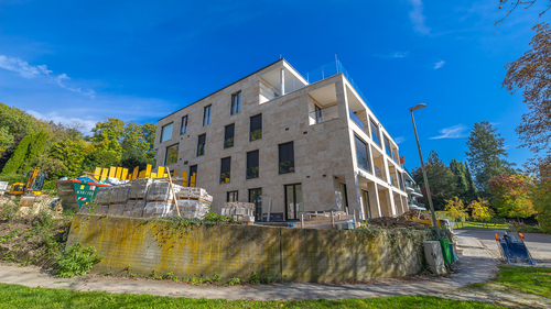 Blick Gebäude - 4.5 Zimmer Etagenwohnung in Ulm