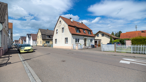 Außenansicht - Ein bis Zweifamilienhaus mit Charme und Potenzial