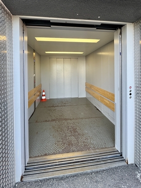 Lastenaufzug - 
