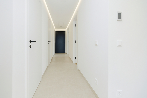 Flur - Blick Eingang - 