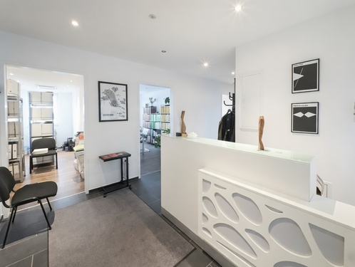 Empfang - provisionsfrei Büroräume in Dornstadt am Industrie- und Logistikstandort - ab sofort verfügbar