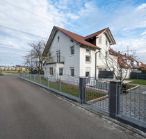 Familientraum mit Einliegerwohnung – Großzügiges Wohnen in bevorzugter Lage - Senden