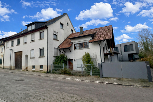 Haus L + R - Grundsanierung Neubau - 580.000,00&nbsp;EUR Kaufpreis, ca.&nbsp; 300,00&nbsp;m&sup2;&nbsp;Wohnfl&auml;che