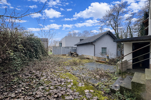 Grundtsück - 12 Zimmer Mehrfamilienhaus, Wohnhaus in Langenau