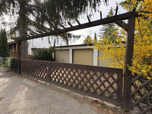 Garage - 