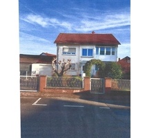 Familiendomizil - Zweifamilienhaus mit Apartment im Dachgeschoss - Hockenheim