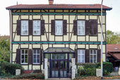 Straßenansicht - 10 Zimmer Mehrfamilienhaus, Wohnhaus zum Kaufen in Porta Westfalica