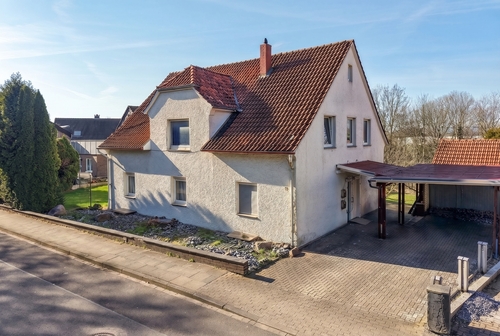 Titelbild - Ein- bis Zweifamilienhaus mit Wintergarten, großem Grundstück und vielseitigen Nutzungsmöglichkeiten