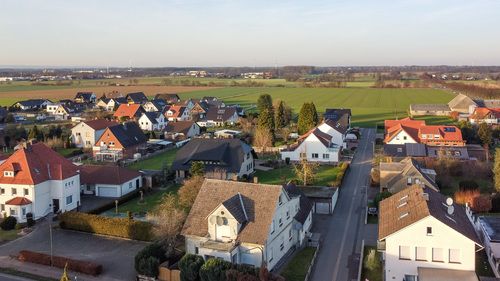Drohnenbild Umland - Mehrfamilien- oder Mehrgenerationenhaus mit 3 Wohneinheiten