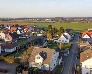 Mehrfamilien- oder Mehrgenerationenhaus mit 3 Wohneinheiten - Lübbecke