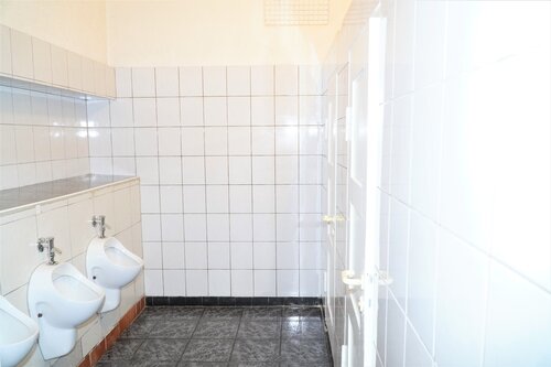 Gaststätte - Herren-WC - 