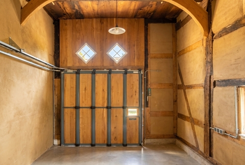 Garage - 