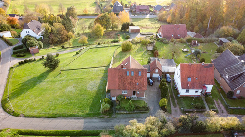 Drohne - 6 Zimmer Einfamilienhaus zum Kaufen in Porta Westfalica