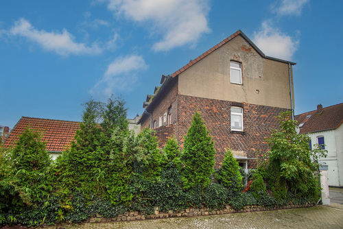 Aussenansicht Nordwest - Mehrfamilienhaus, Wohnhaus mit 148,00 m² in Peine zum Kaufen
