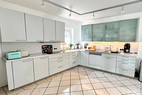 Moderne Küche - Einfamilienhaus mit 144,00 m² in Alveslohe zum Kaufen