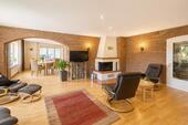 Großes gemütliches Kaminzimmer - 